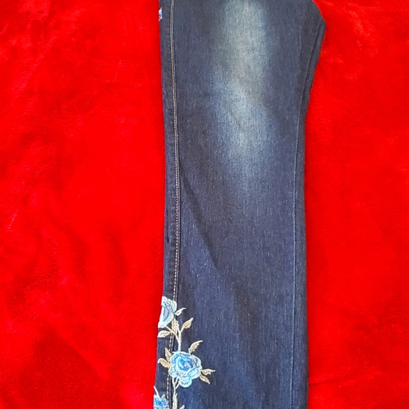 🛑NWOT Loasoklf Skinny Navy Floral Jeans XL - Picture 7 of 10